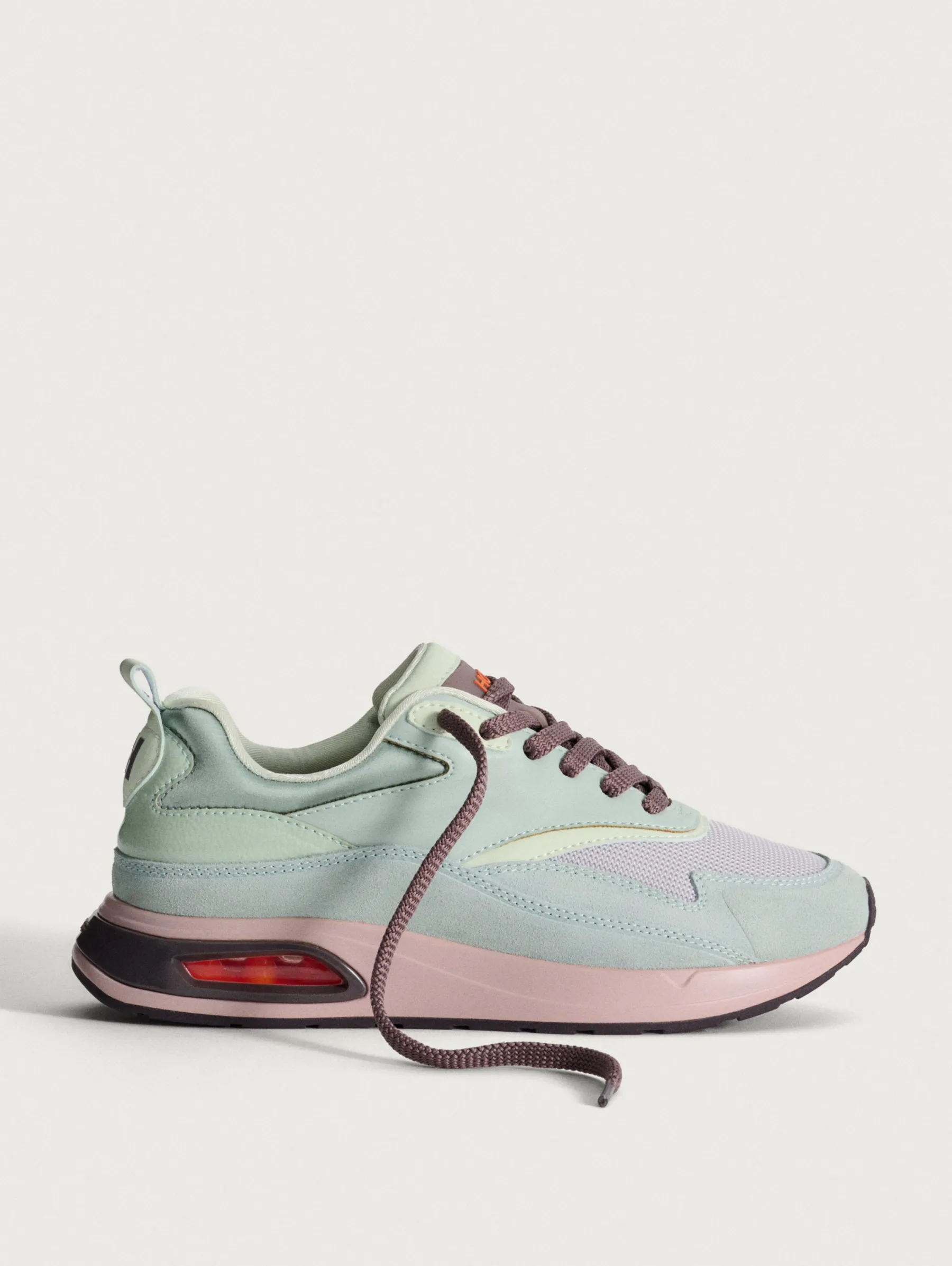 Outlet ATOMIUM Damen Skyline